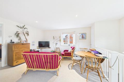 undefined, Swangrove Gardens, Tuffley, Gloucester, Gloucestershire, GL4