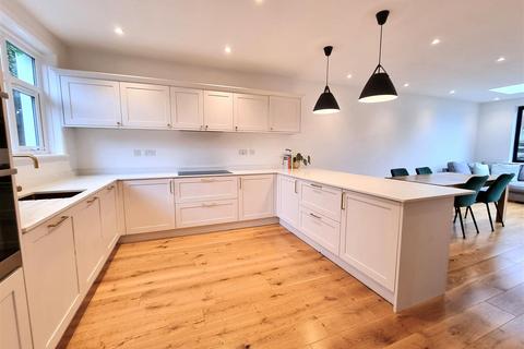 undefined, Alexandra Road, Poole BH14
