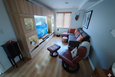 undefined, Bells Hill Green, Slough, SL2