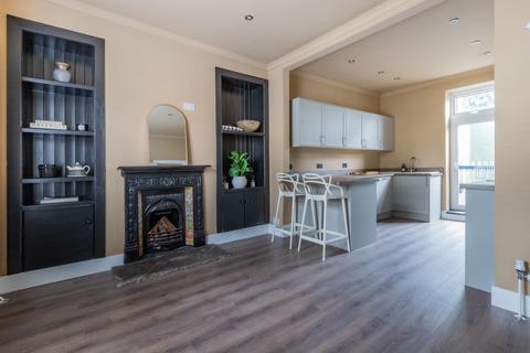 3 bedroom terraced house for sale, John Street, Penarth CF64