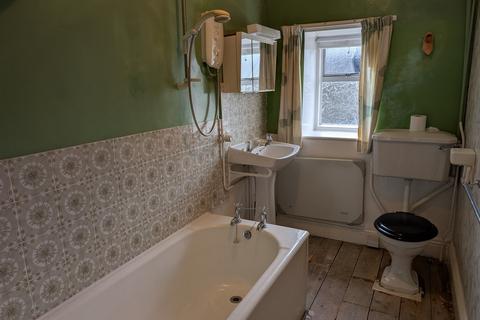 3 bedroom property for sale, Oak Street, Windermere, LA23