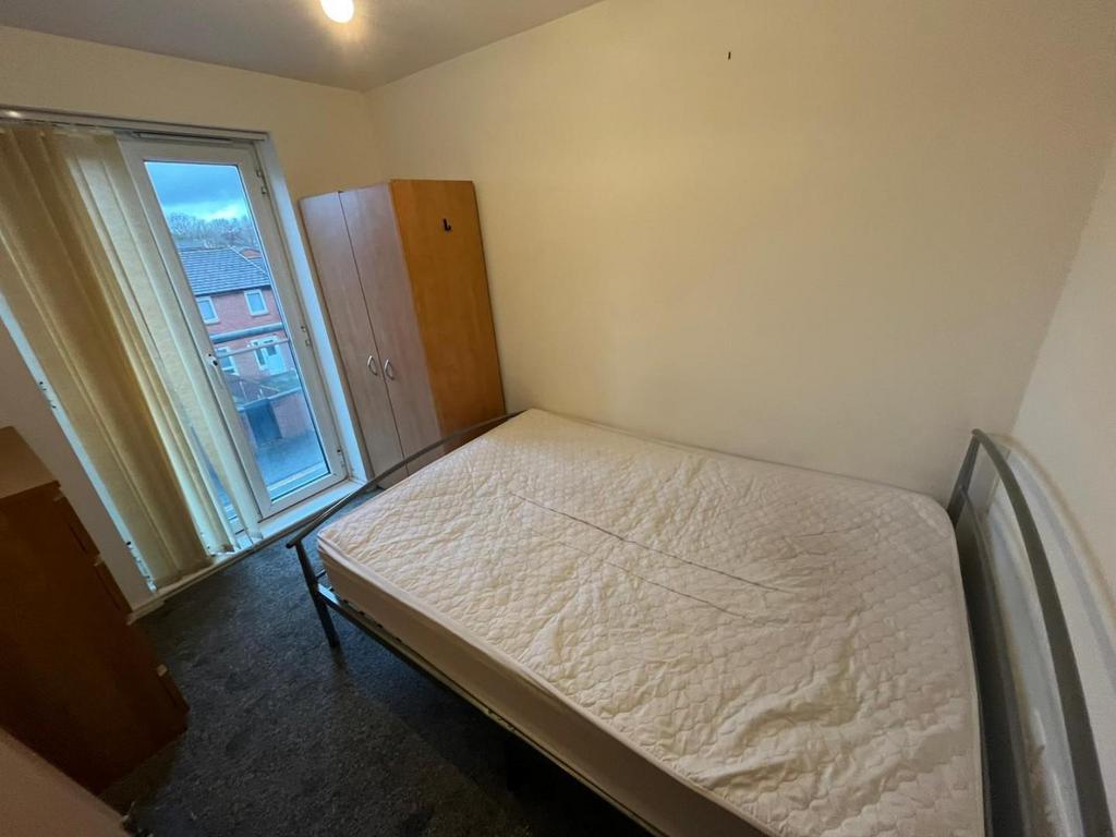 Second bedroom