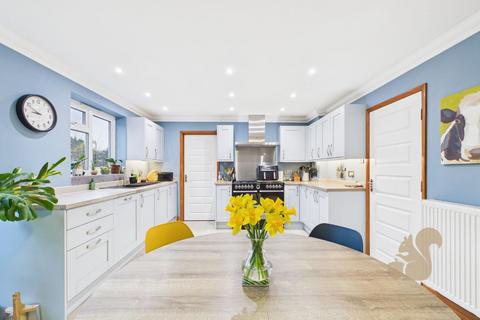 5 bedroom semi-detached house for sale, Crome Close, Colchester