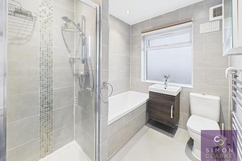 undefined, Montrose Road, Harrow, HA3 - OWN PRIVATE GARDEN