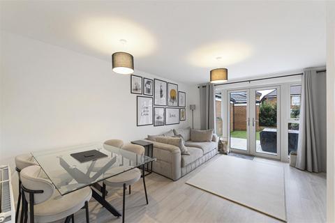 3 bedroom semi-detached house for sale, Hawking Close, Aylesford ME20