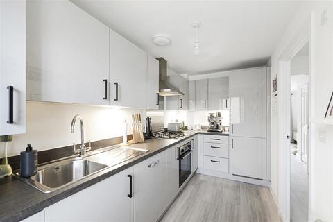 3 bedroom semi-detached house for sale, Hawking Close, Aylesford ME20