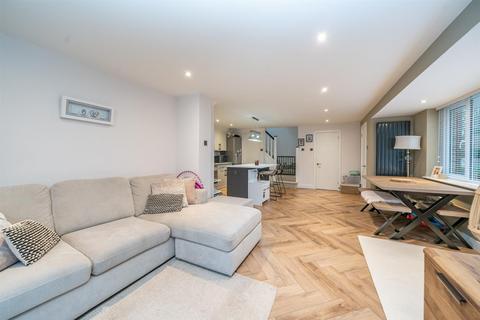 2 bedroom semi-detached house for sale, Magnolia Avenue, Abbots Langley, Hertfordshire, WD5 0SW