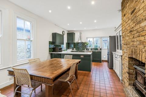 4 bedroom maisonette for sale, Pavilion Terrace, London W12