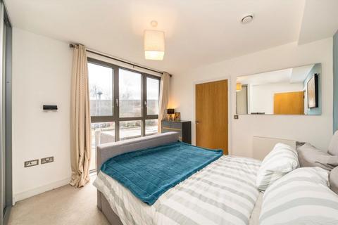 2 bedroom flat for sale, Silwood Street, London SE16