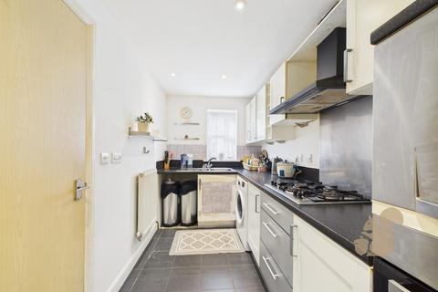 3 bedroom terraced house for sale, Paxman Gardens, Colchester