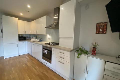 undefined, Beavers Lane, Hounslow, TW4