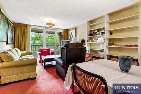 2 bedroom apartment for sale, Edith Terrace, London