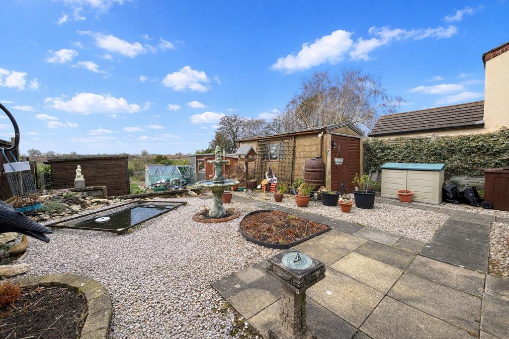 Garden &amp; Garage