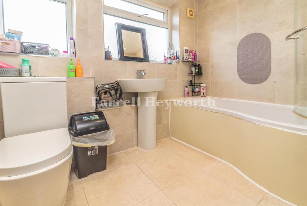 Bathroom image 2