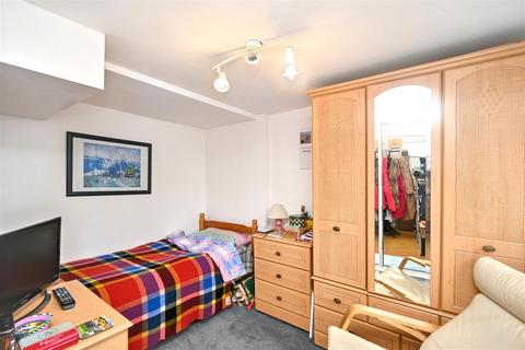4 bedroom terraced house for sale, Bridgemere Road, Eastbourne