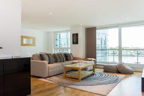 2 bedroom apartment to rent, Kestrel House, St George Wharf, SW9