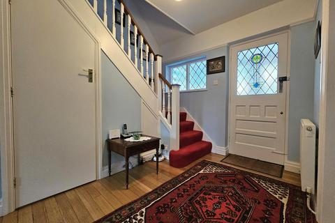 3 bedroom semi-detached house for sale, Silverbirch Road, Solihull