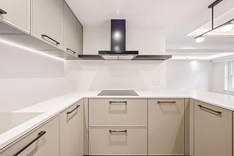 2 bedroom flat to rent, Grosvenor Crescent Mews, London SW1X
