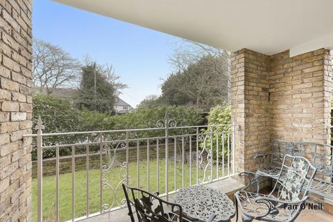 undefined, High Road, Buckhurst Hill, IG9
