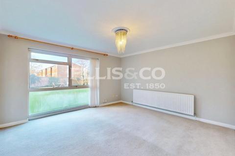 undefined, Nigel Close, Northolt, UB5
