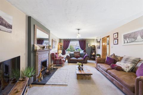 undefined, Chestnut Way, Tuxford, Newark