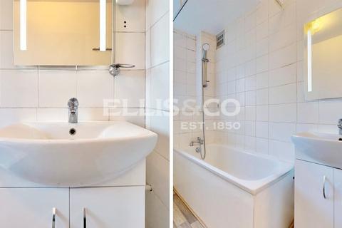 undefined, Nigel Close, Northolt, UB5