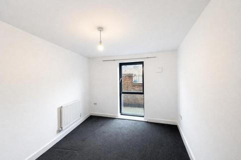 1 bedroom flat to rent, Parham Drive, Ilford