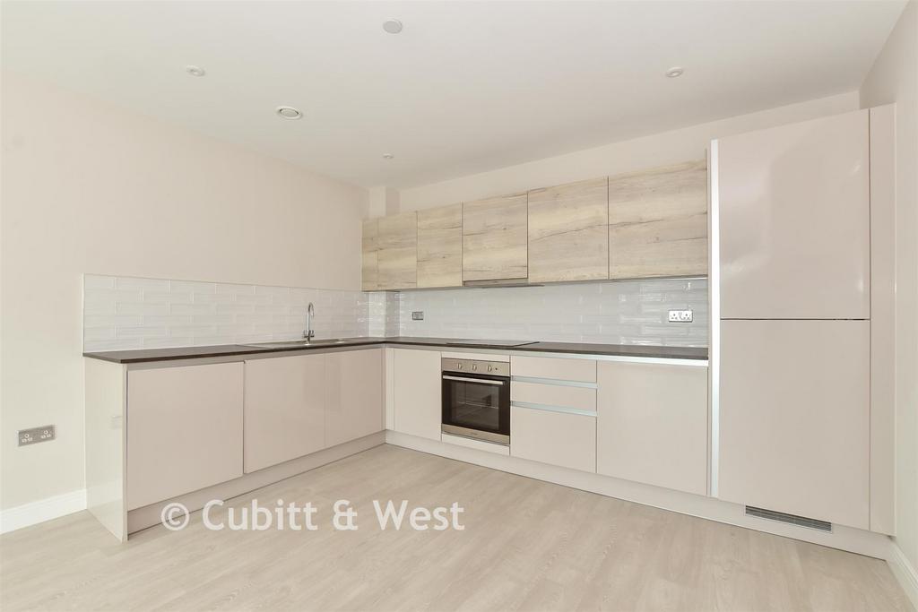Lounge/Kitchen