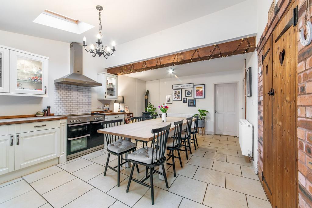Kitchen Diner