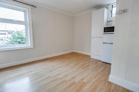 1 bedroom flat to rent, Victoria Street, Southport PR9