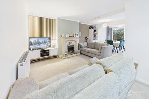 3 bedroom semi-detached house for sale, Old Orchard Place, Hailsham BN27