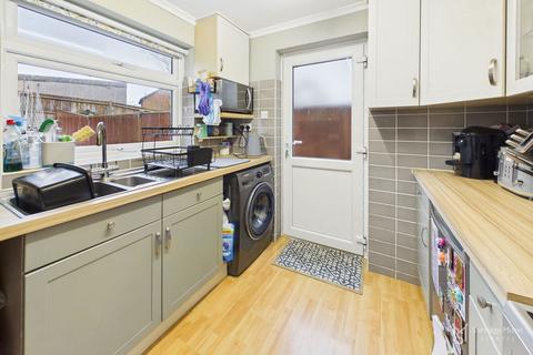 3 bedroom semi-detached house for sale, Old Orchard Place, Hailsham BN27