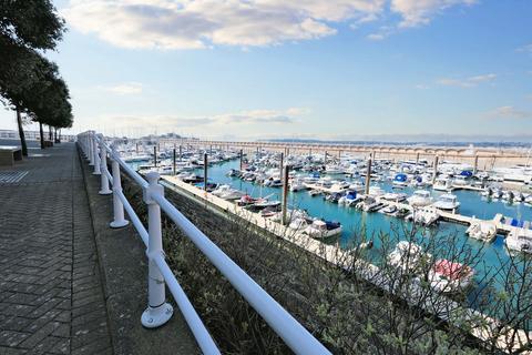 2 bedroom flat for sale, Castle Quay, La Rue De L'Etau, Jersey JE2