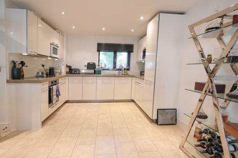 2 bedroom flat for sale, Castle Quay, La Rue De L'Etau, Jersey JE2
