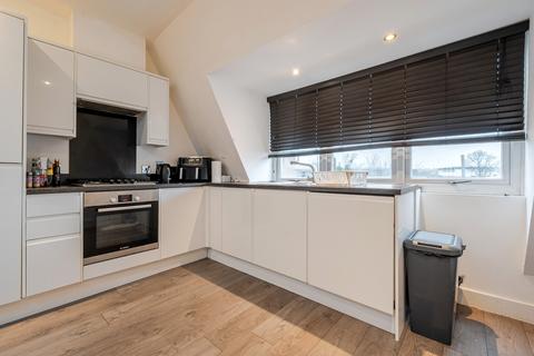 1 bedroom apartment for sale, High Street, Oxfordshire OX28