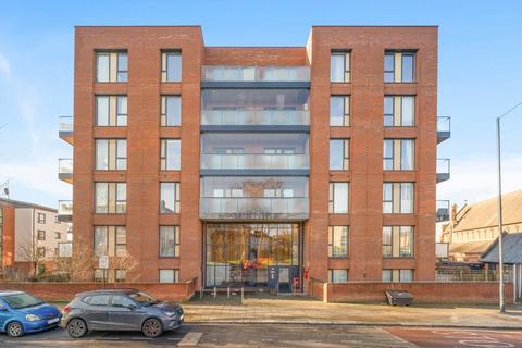 2 bedroom flat to rent, Knatchbull Road, London NW10