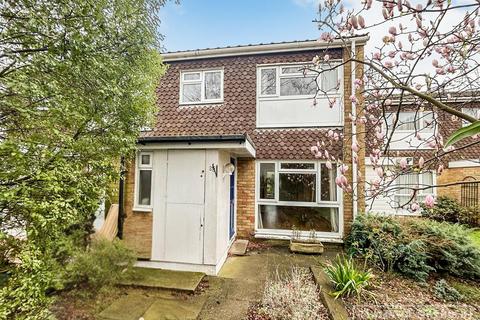 Buckingham Gardens, West Molesey KT8