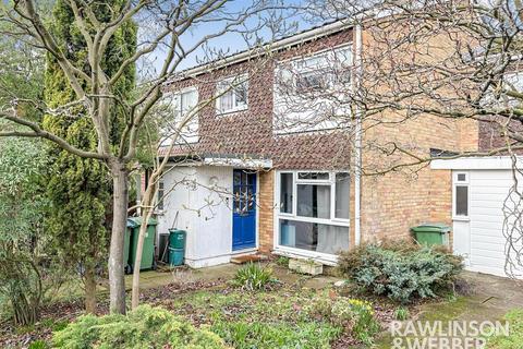 Buckingham Gardens, West Molesey KT8