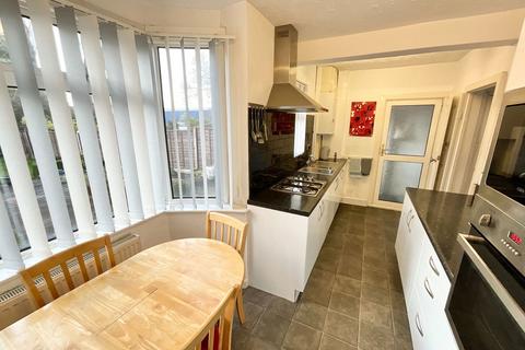 3 bedroom semi-detached house for sale, Lyttleton Avenue, Halesowen B62