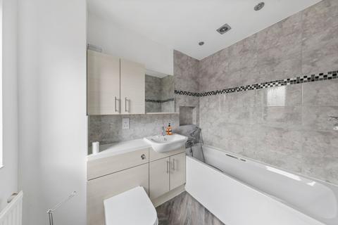 3 bedroom detached house for sale, Castle Green, Westbrook, WA5