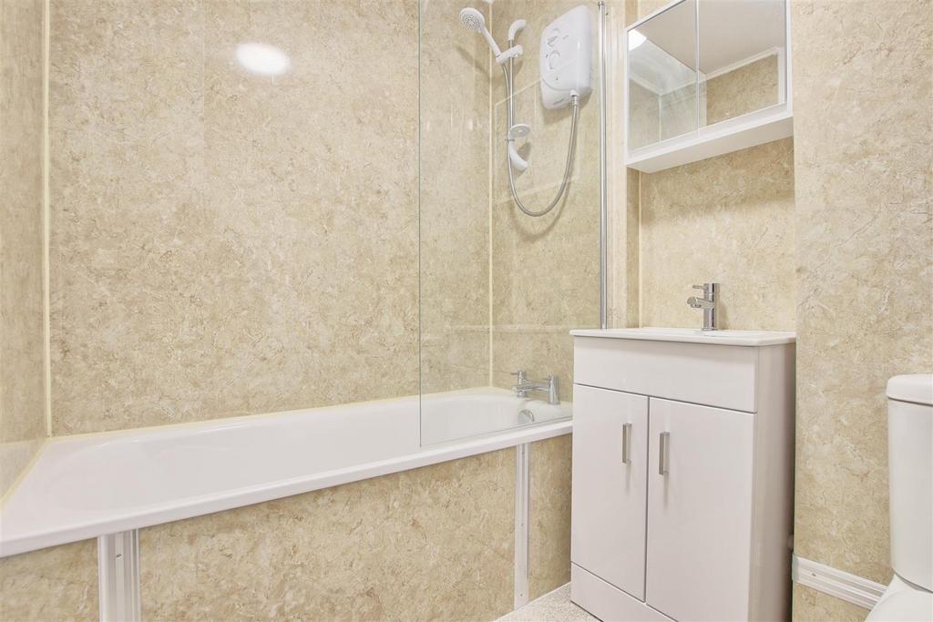 Bathroom - 1.jpg