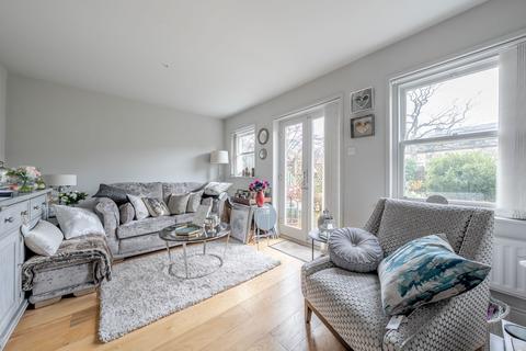 undefined, Queens Gate, Harrogate, HG1