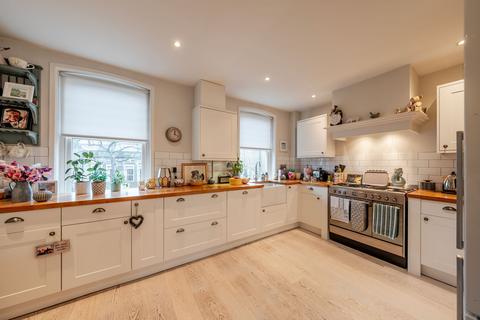 undefined, Queens Gate, Harrogate, HG1