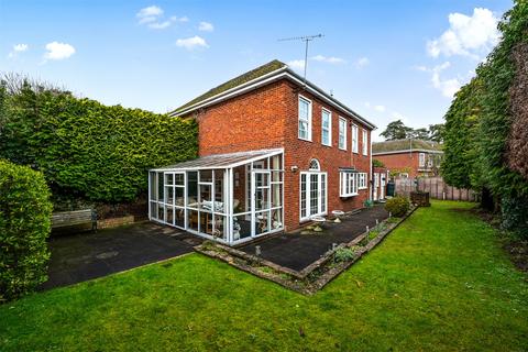 4 bedroom detached house for sale, Dinorben Beeches, Hampshire GU52