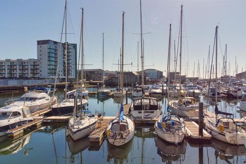 undefined, Marrowbone Slip, Plymouth