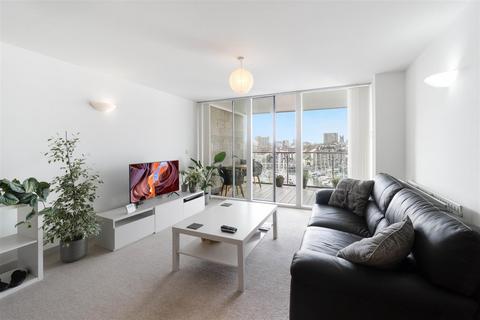 2 bedroom apartment to rent, Marrowbone Slip, Plymouth