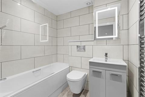 2 bedroom apartment for sale, St. Marks Close, High Wycombe HP13
