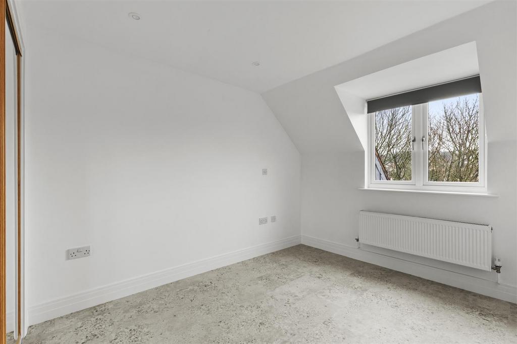 14 Clement Court, St. Marks Close, HP13 6 HQ-9.jpg