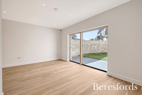 undefined, Elvet Avenue, Gidea Park, RM2