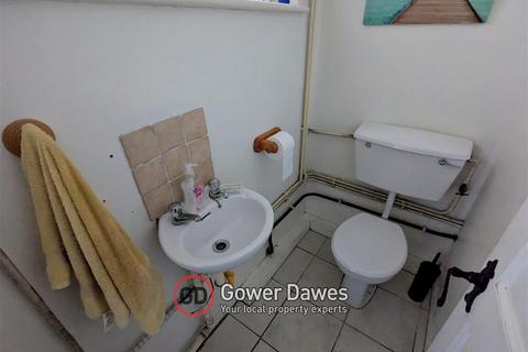 3 bedroom terraced house for sale, Errington Close, Chadwell St.Mary